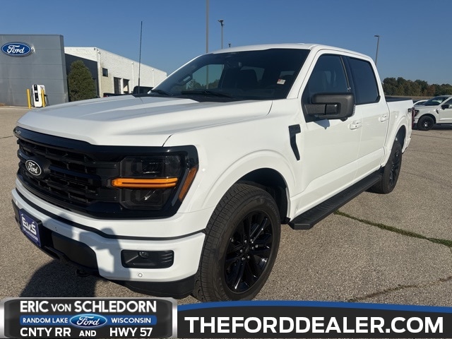 2025 Ford F-150 XLT's photo