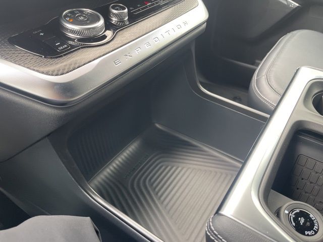 2025 Ford Expedition MAX Platinum - Photo 93
