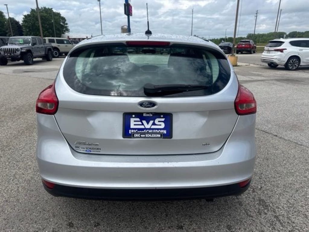 Used 2018 Ford Focus SE Hatchback