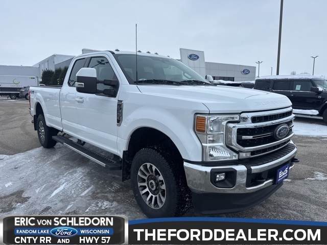 2022 Ford F-350 Super Duty Lariat's photo