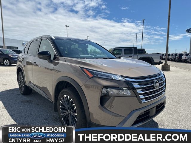 2025 Nissan Rogue SL AWD's photo