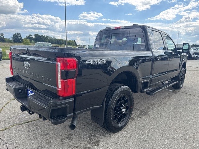 2026 Ford F-250 XLT photo 3
