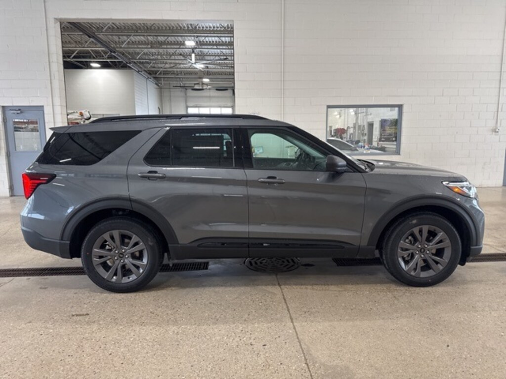 New 2026 Ford Explorer Active SUV