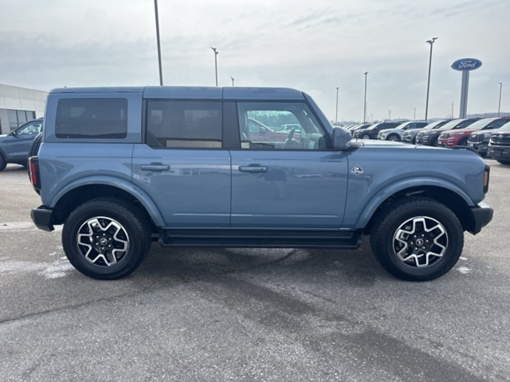 Used 2025 Ford Bronco Outer Banks SUV