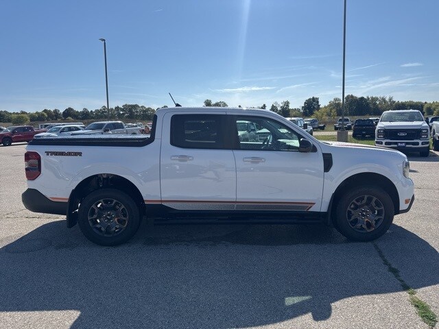 2024 Ford Maverick Lariat photo 2