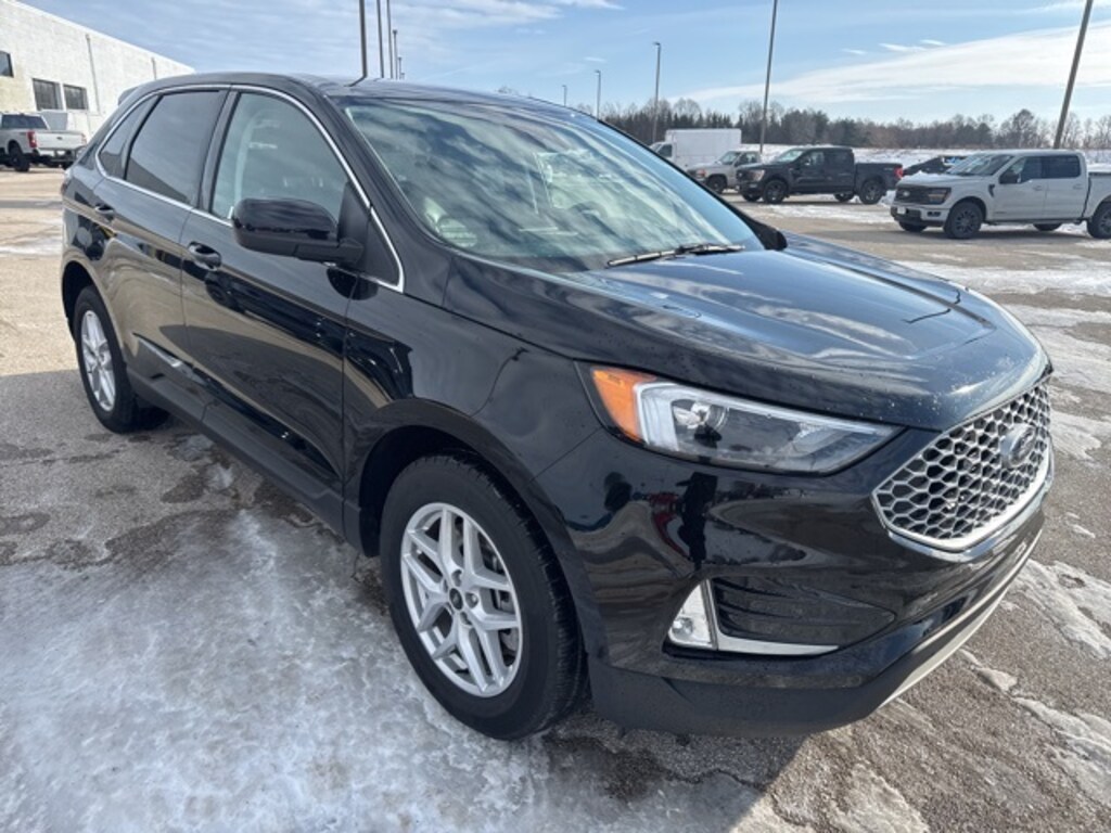 Used 2024 Ford Edge SEL SUV