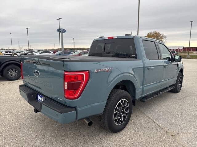 2023 Ford F-150 XLT photo 3
