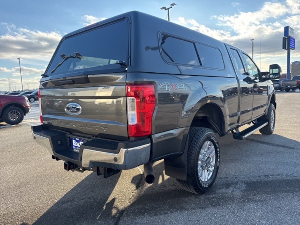 Used 2019 Ford F-250SD XLT Truck Super Cab