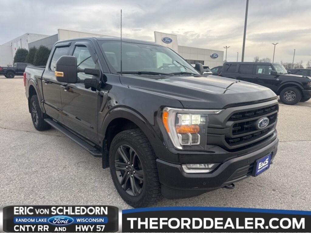 Used 2022 Ford F-150 XLT Truck SuperCrew Cab