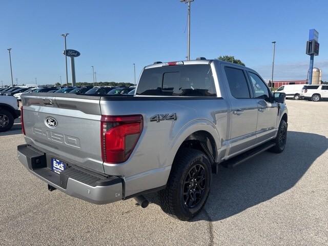 2025 Ford F-150 XLT photo 3
