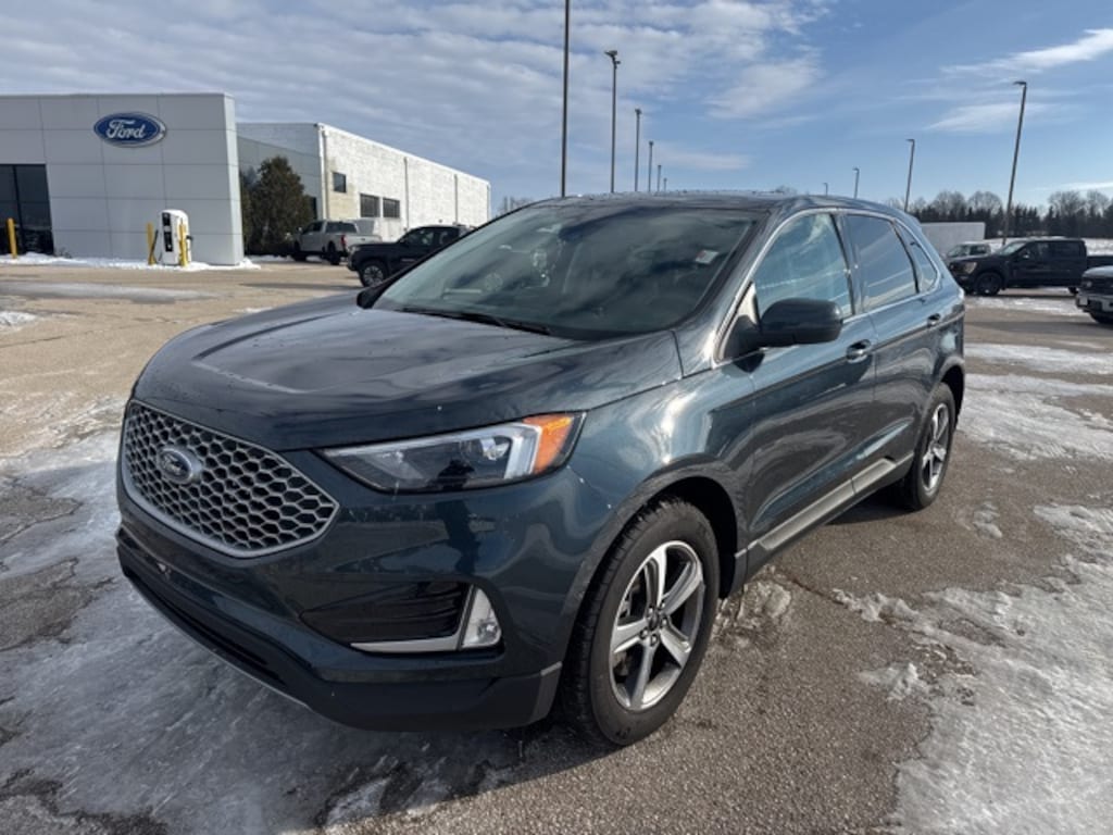 Used 2024 Ford Edge SEL SUV