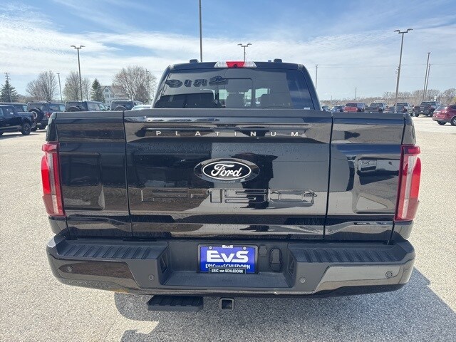 2025 Ford F-150 Platinum photo 4