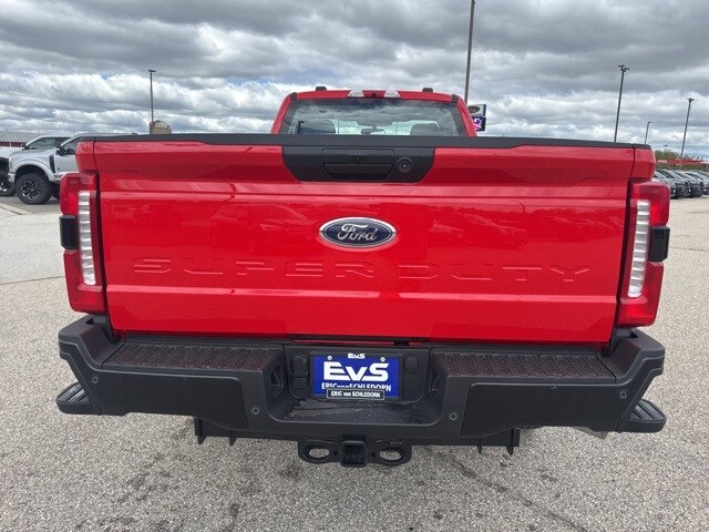 2025 Ford F-250 photo 4