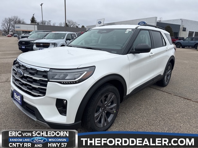 2026 Ford Explorer Active's photo