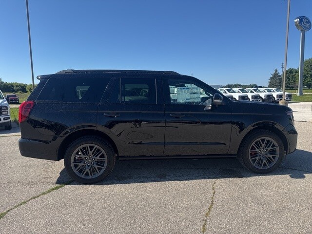 2025 Ford Expedition Platinum photo 2