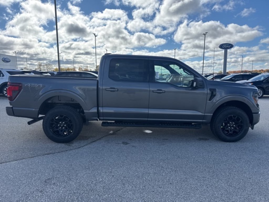 New 2025 Ford F-150 XLT Truck SuperCrew Cab