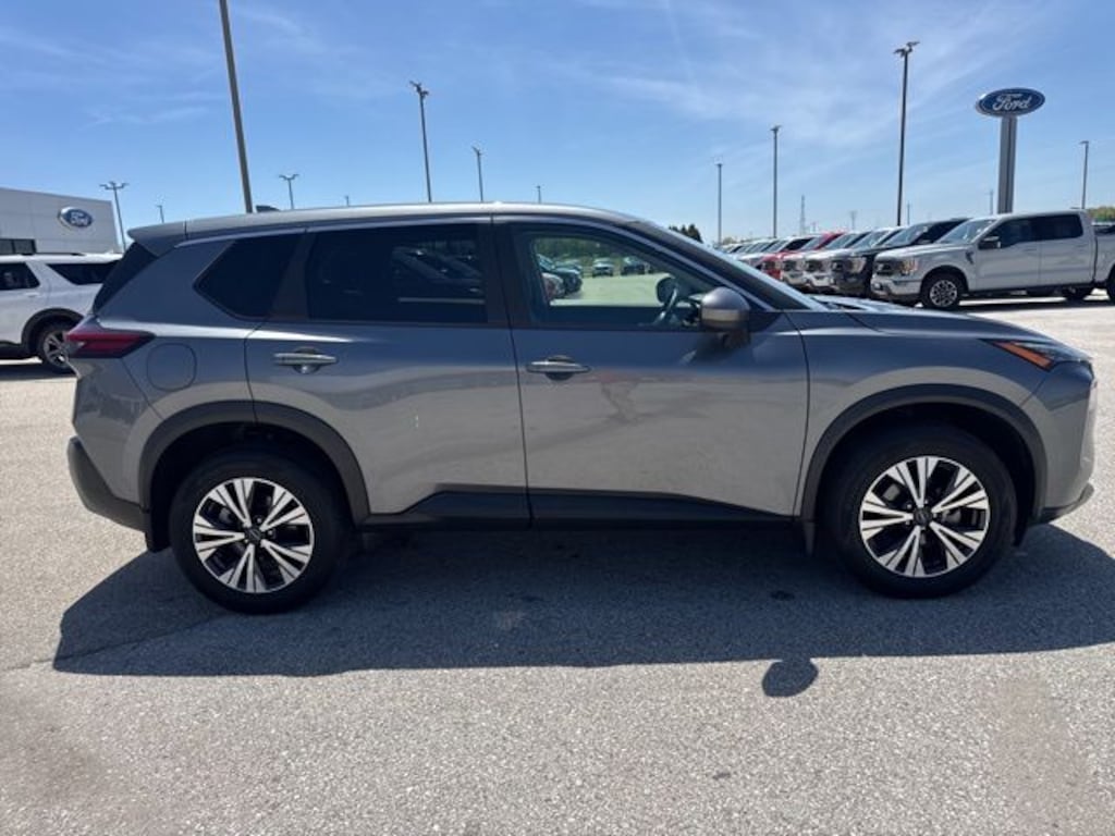 Used 2023 Nissan Rogue SV SUV