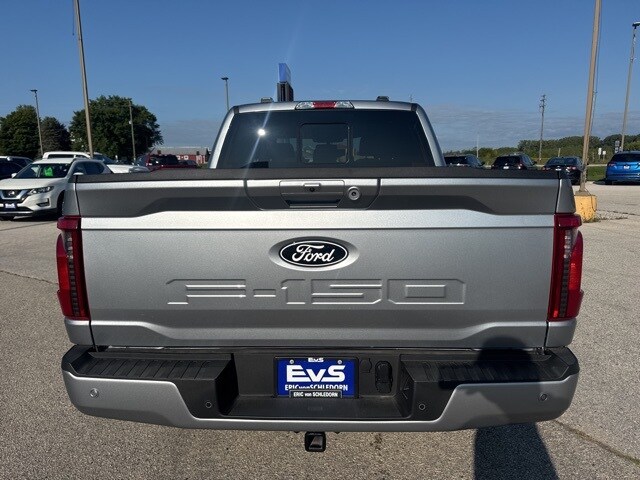 2025 Ford F-150 XLT photo 4
