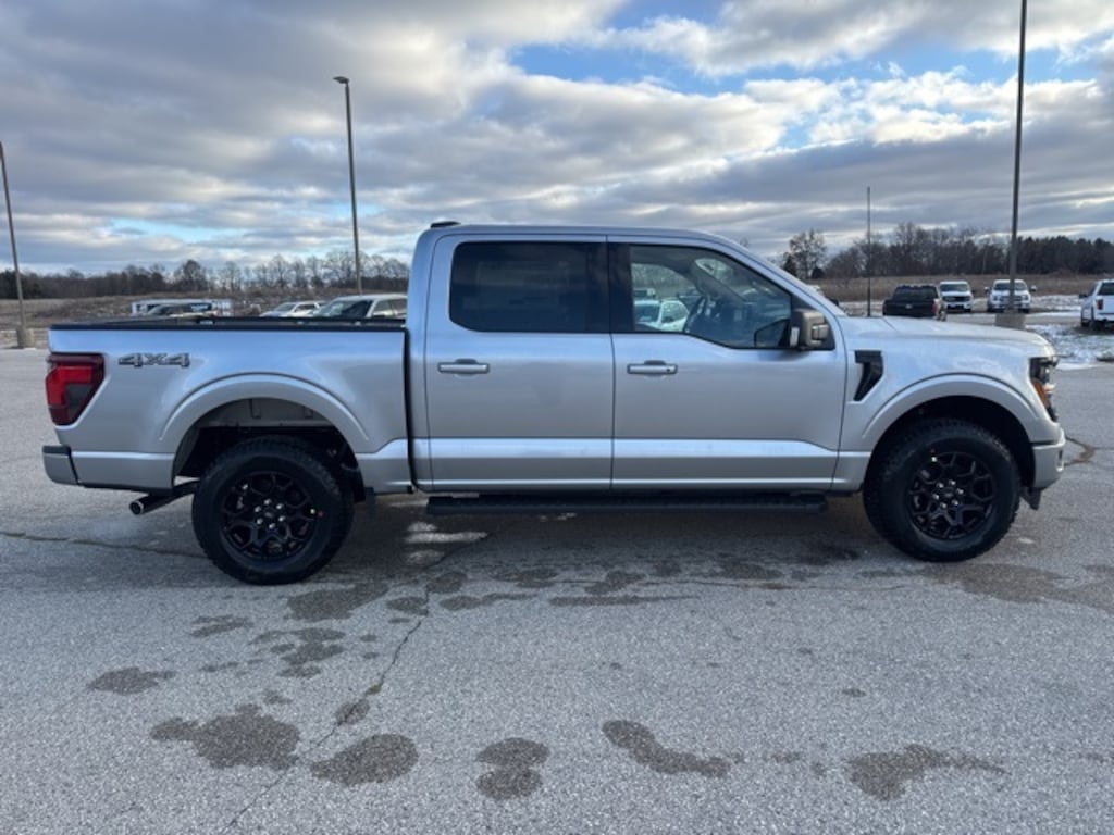 New 2025 Ford F-150 XLT Truck SuperCrew Cab