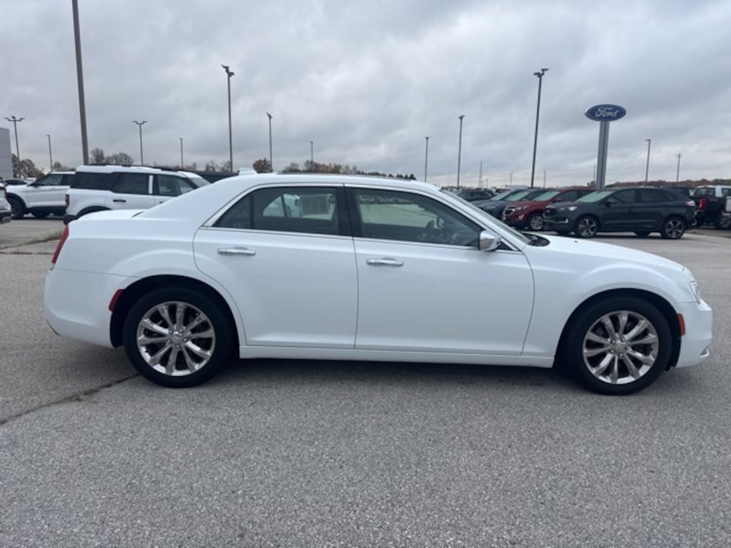 Used 2020 Chrysler 300 Limited Sedan