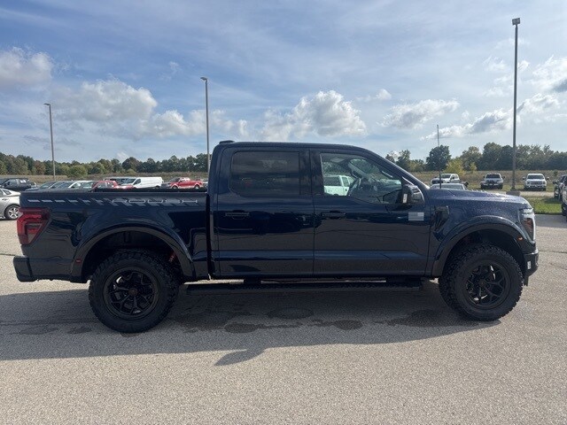 2025 Ford F-150 Lariat photo 2