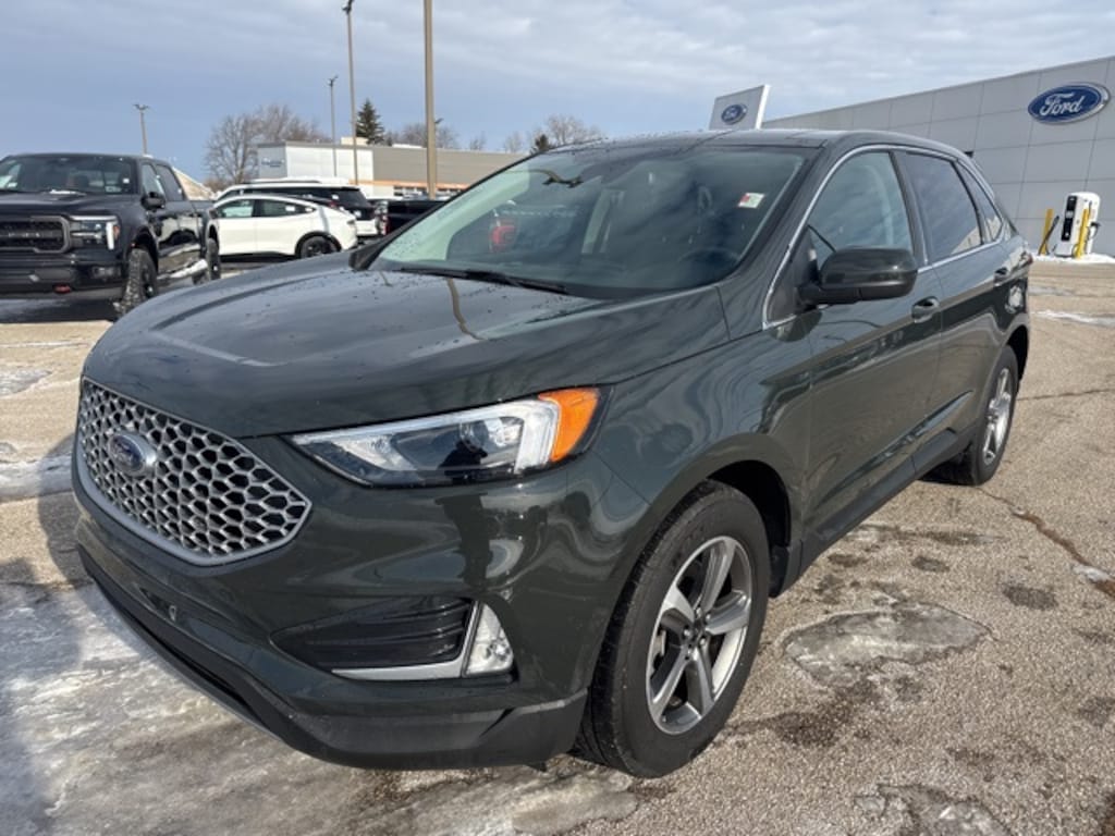 Used 2024 Ford Edge SEL SUV