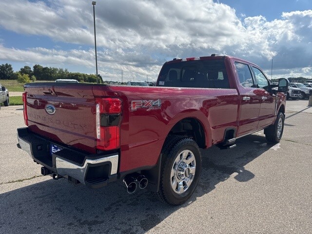 2026 Ford F-350 Lariat photo 3
