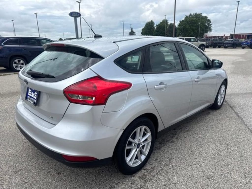 Used 2018 Ford Focus SE Hatchback
