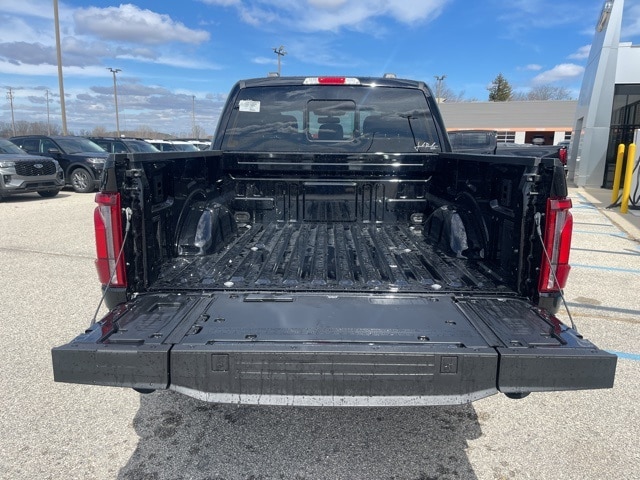 2025 Ford F-150 Lariat - Photo 6