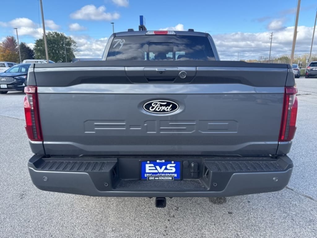 New 2025 Ford F-150 XLT Truck SuperCrew Cab