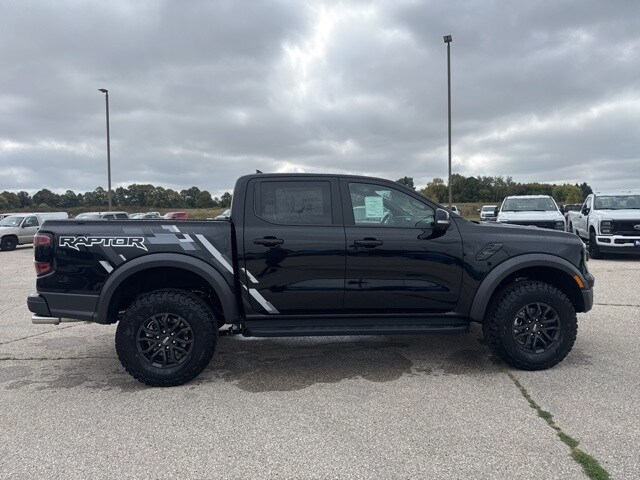 2025 Ford Ranger Raptor photo 2