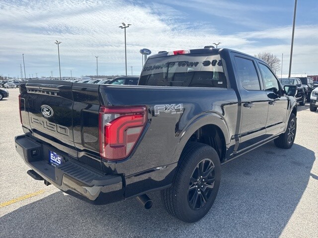 2025 Ford F-150 Platinum photo 3