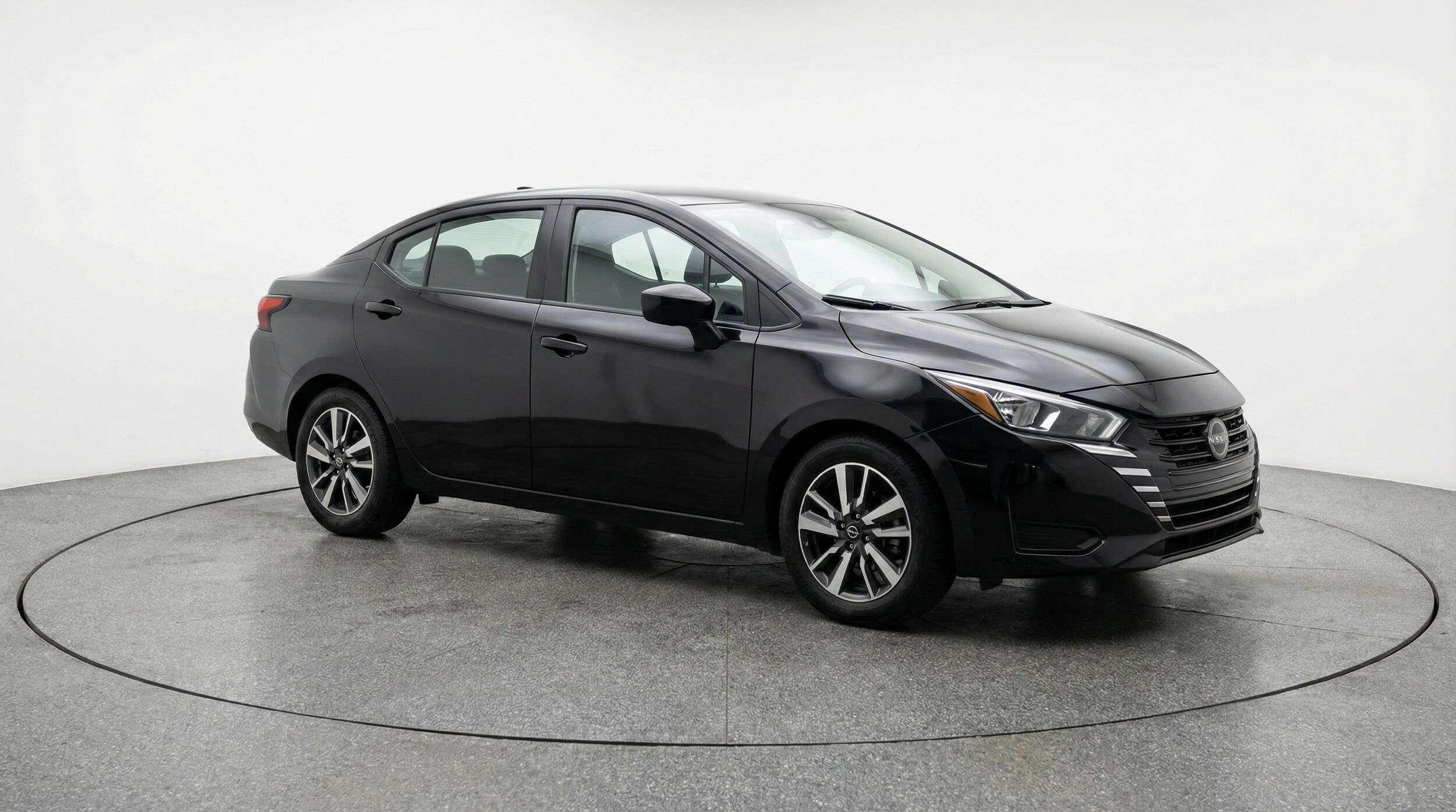 2025 Nissan Versa Sedan SV