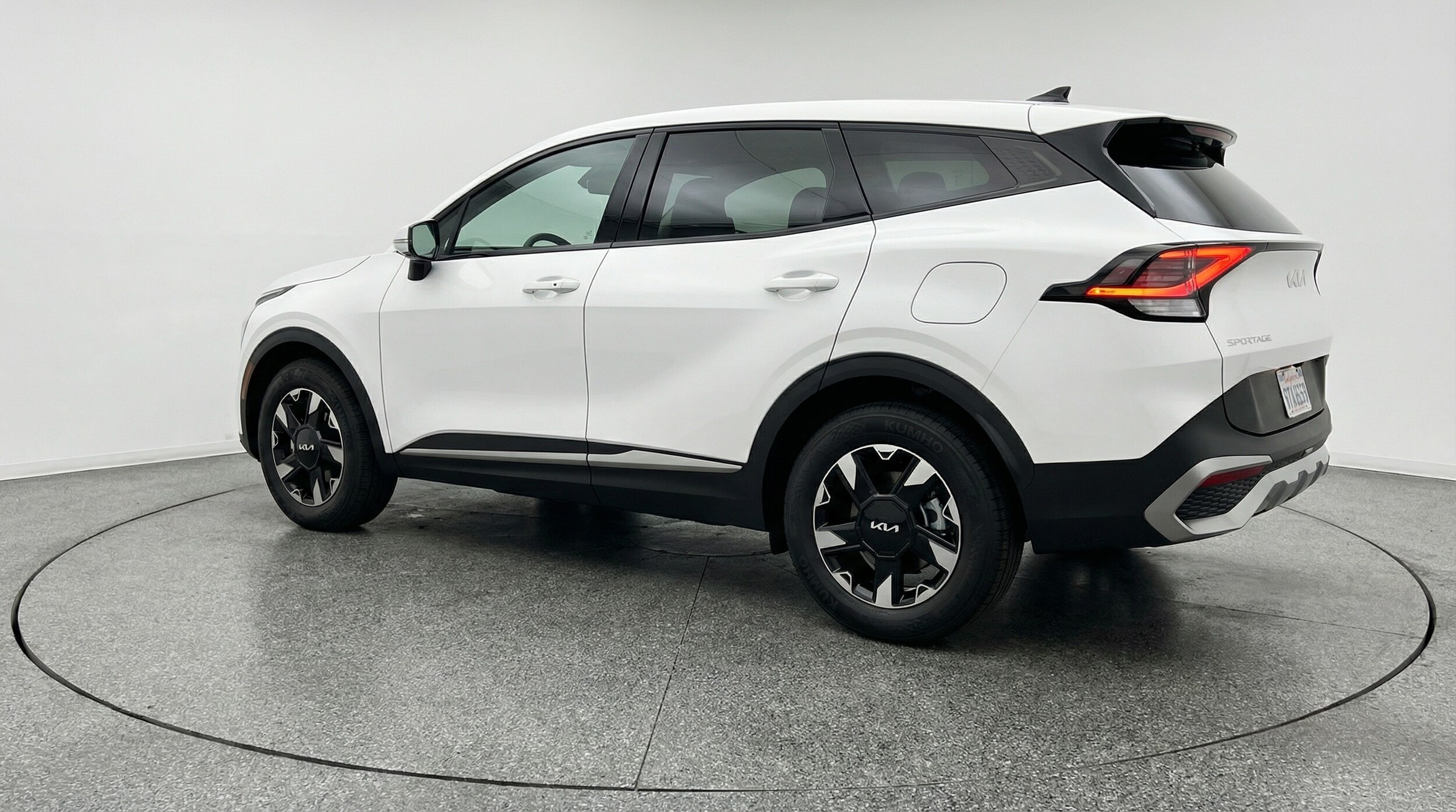 Thumbnail: 2026 Kia Sportage - 5