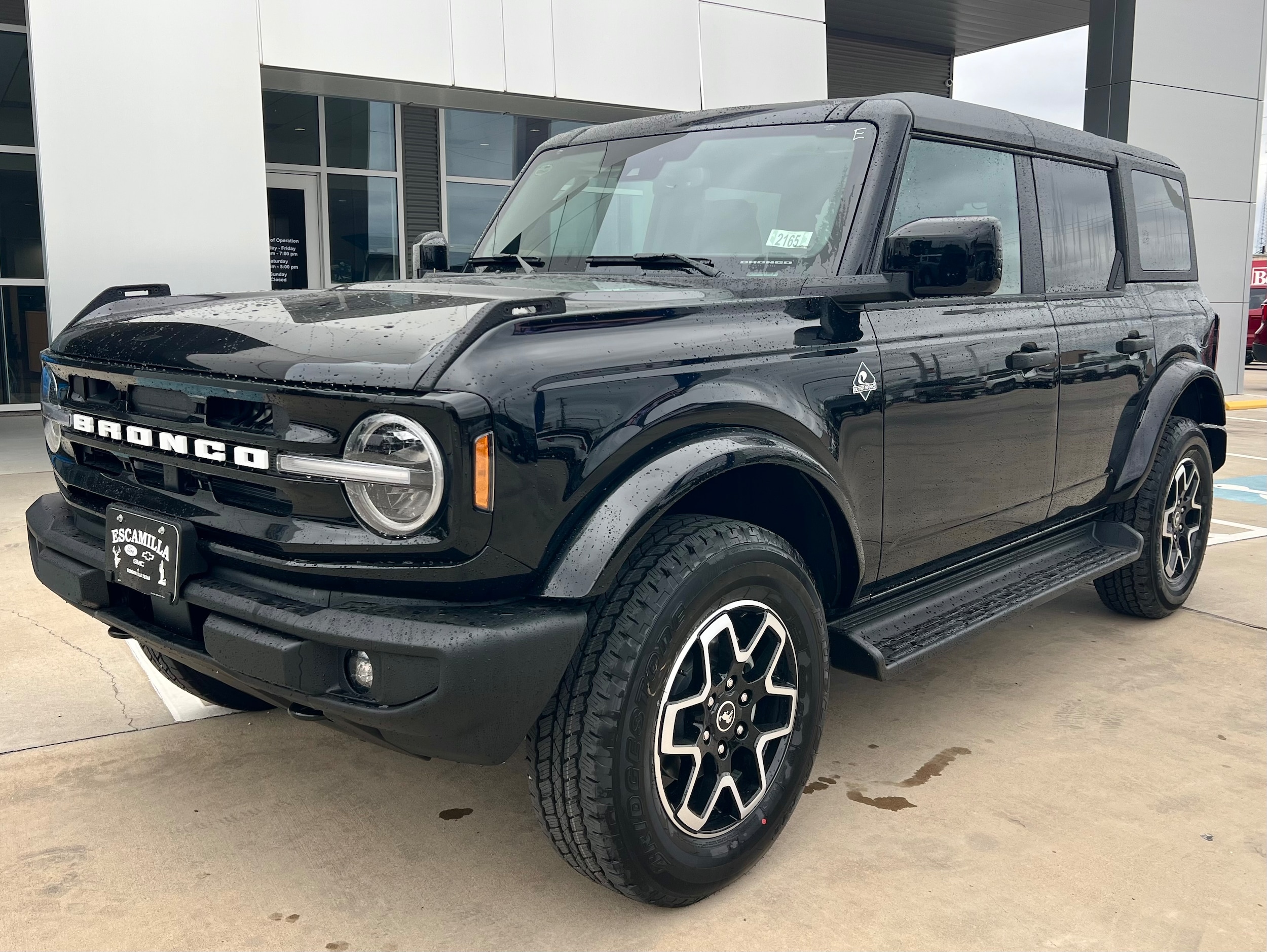 2026 Ford Bronco 4-Door Outer Banks