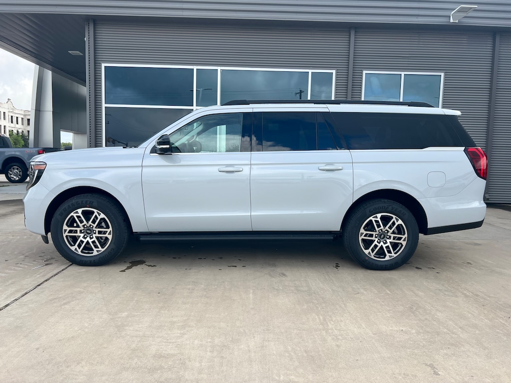 New 2026 Ford Expedition MAX Active SUV