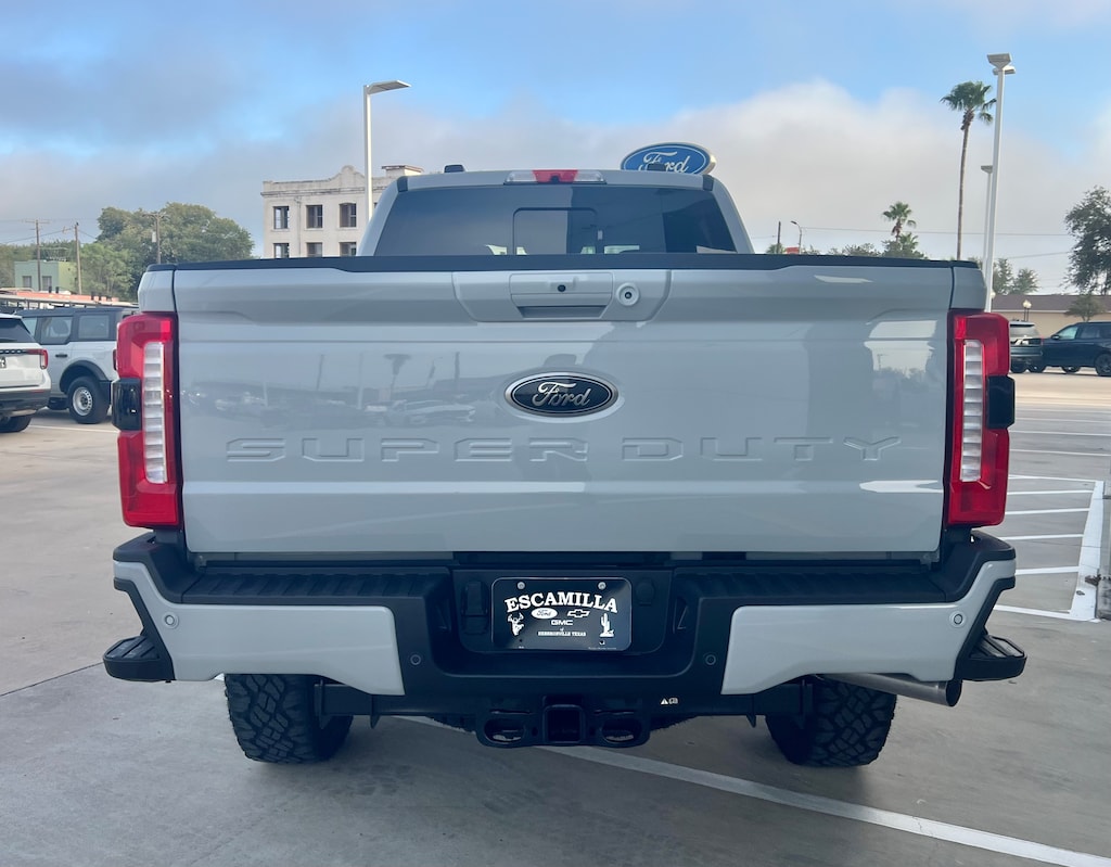 New 2026 Ford Super Duty F-250® Lariat® TRUCK