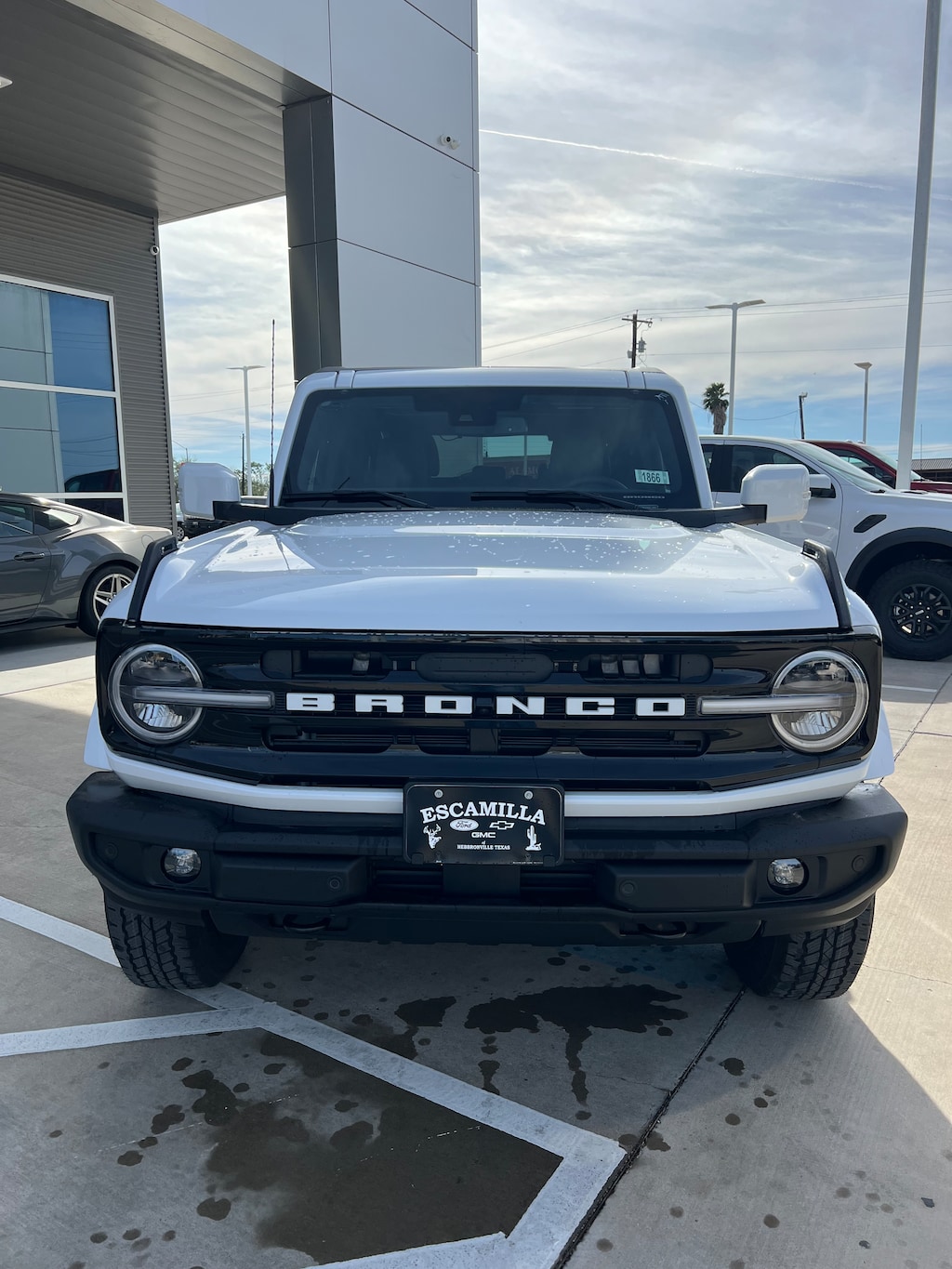 New 2025 Ford Bronco Outer Banks SUV