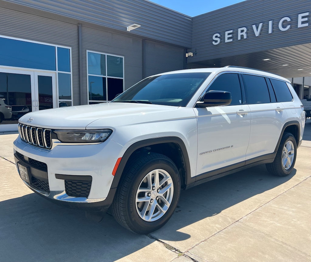 Used 2025 Jeep Grand Cherokee L Laredo Laredo 4x2