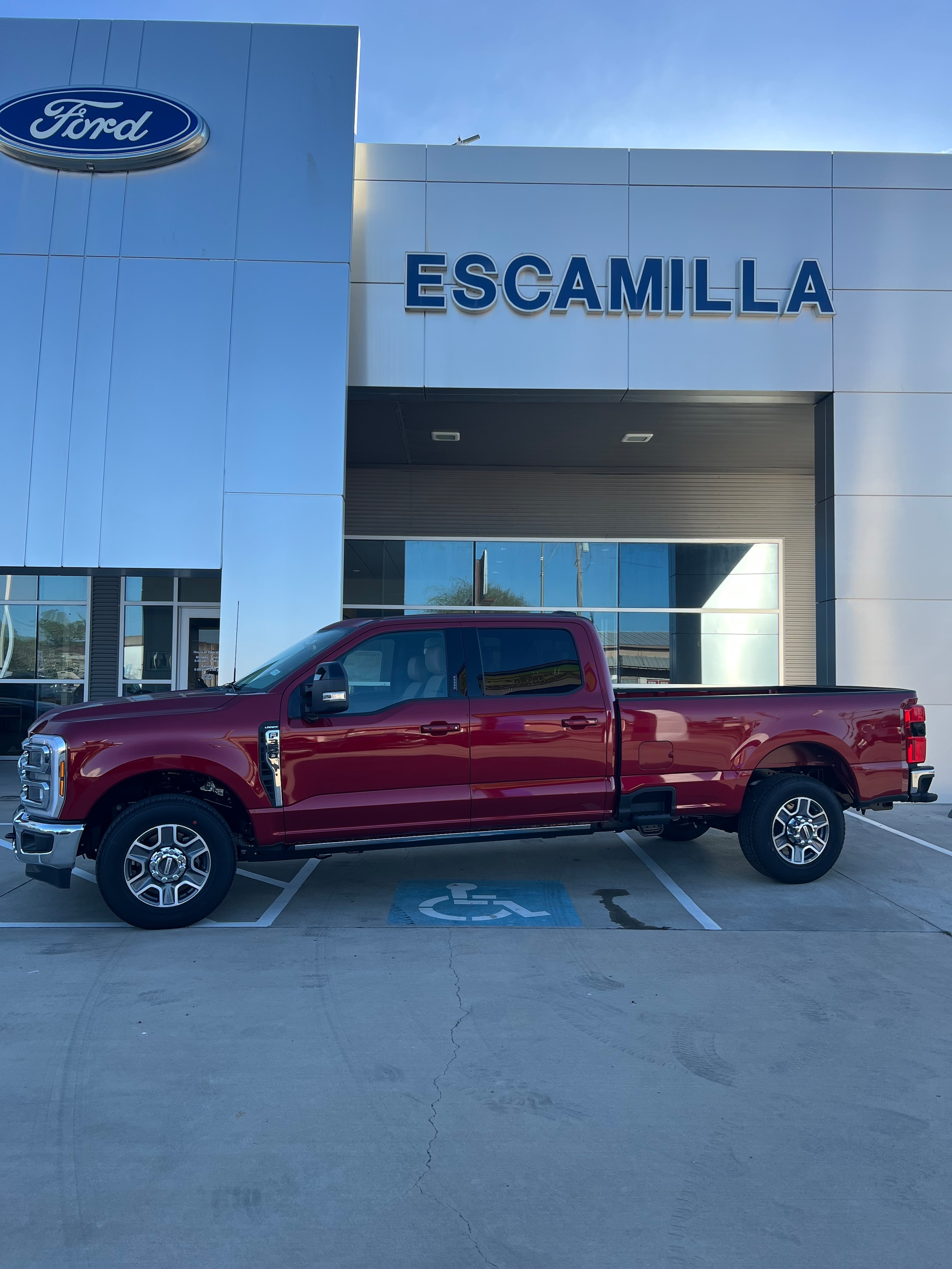 2026 Ford F-350 Super Duty XL's photo