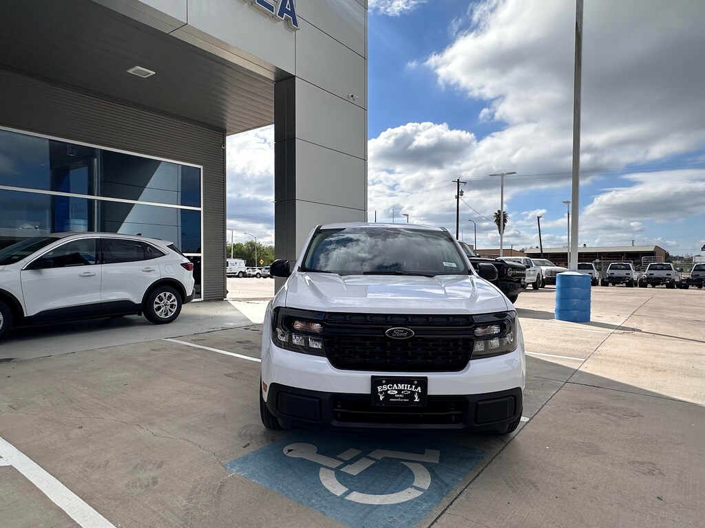 New 2024 Ford Maverick For Sale at Escamilla Ford Inc. VIN 3FTTW8H36RRB51995