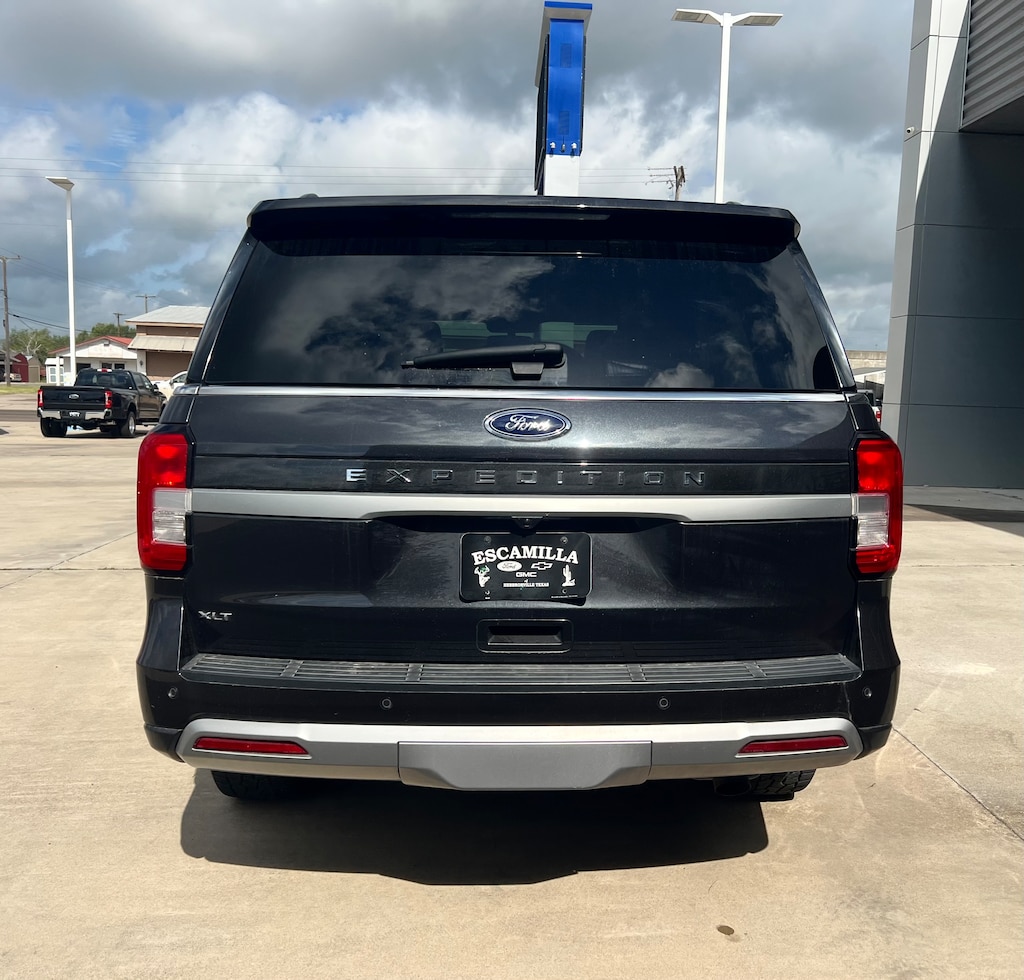 Used 2024 Ford Expedition XLT XLT 4x2