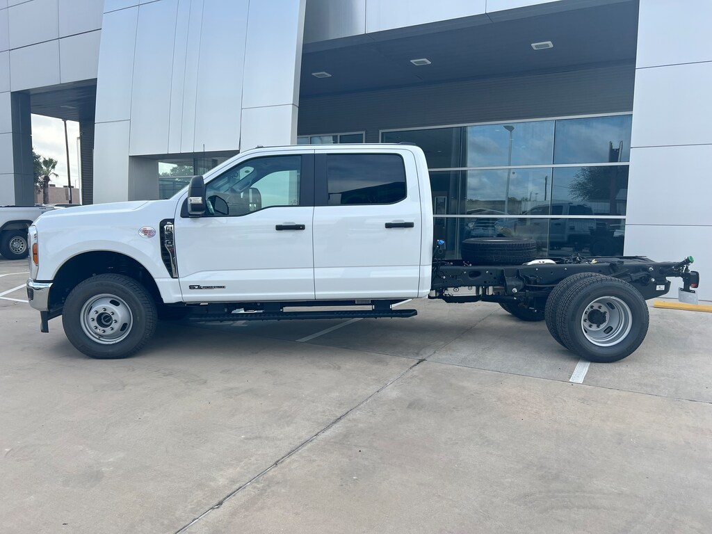 New 2026 Ford Chassis Cab F-350® XL TRUCK