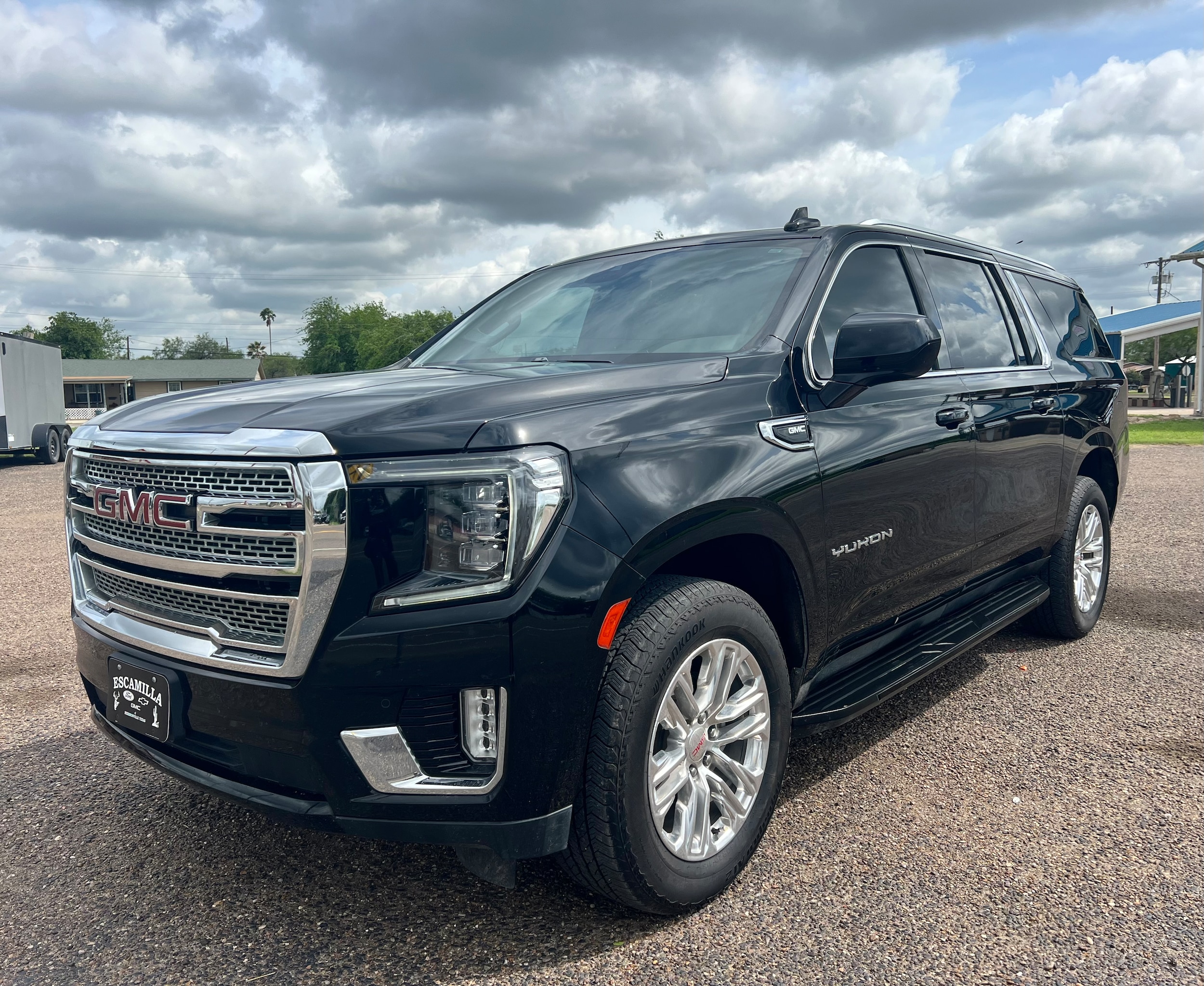 2023 GMC Yukon 2WD SLE's photo