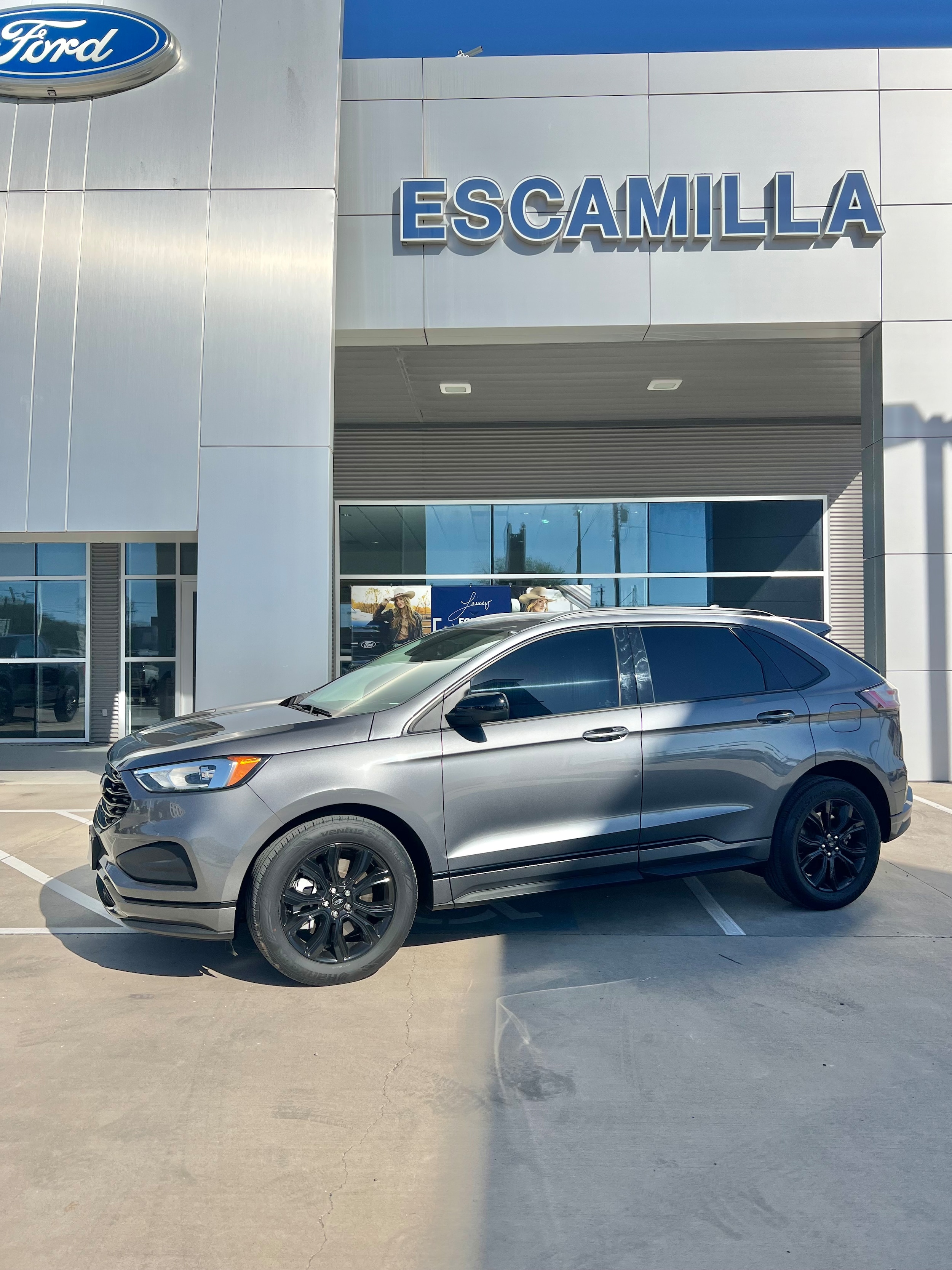 2022 Ford Edge SE