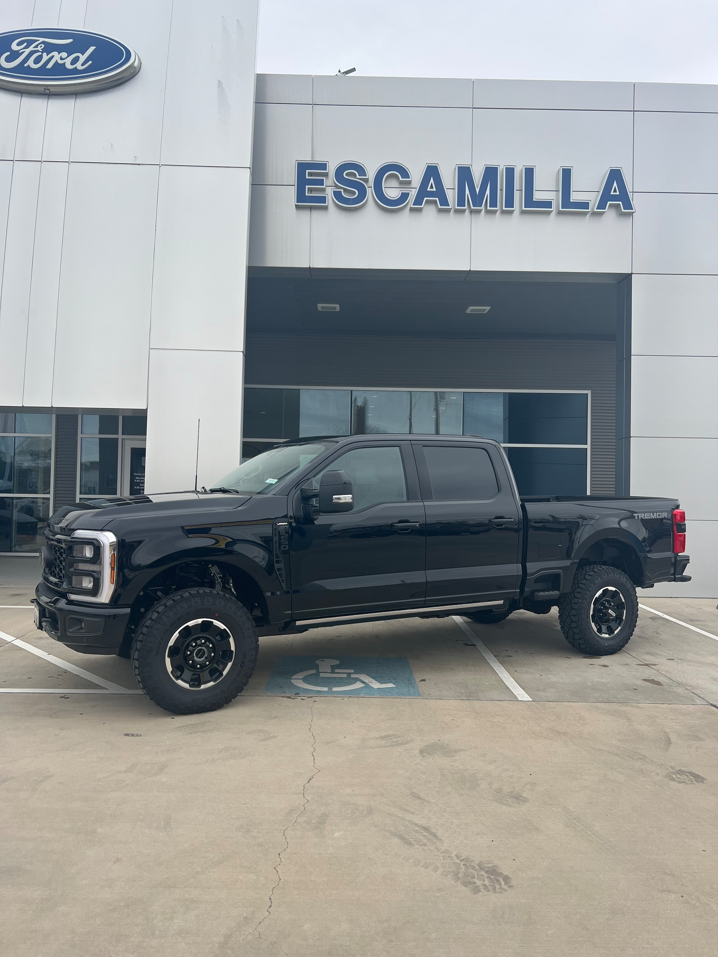 2026 Ford F-250 Super Duty Lariat's photo