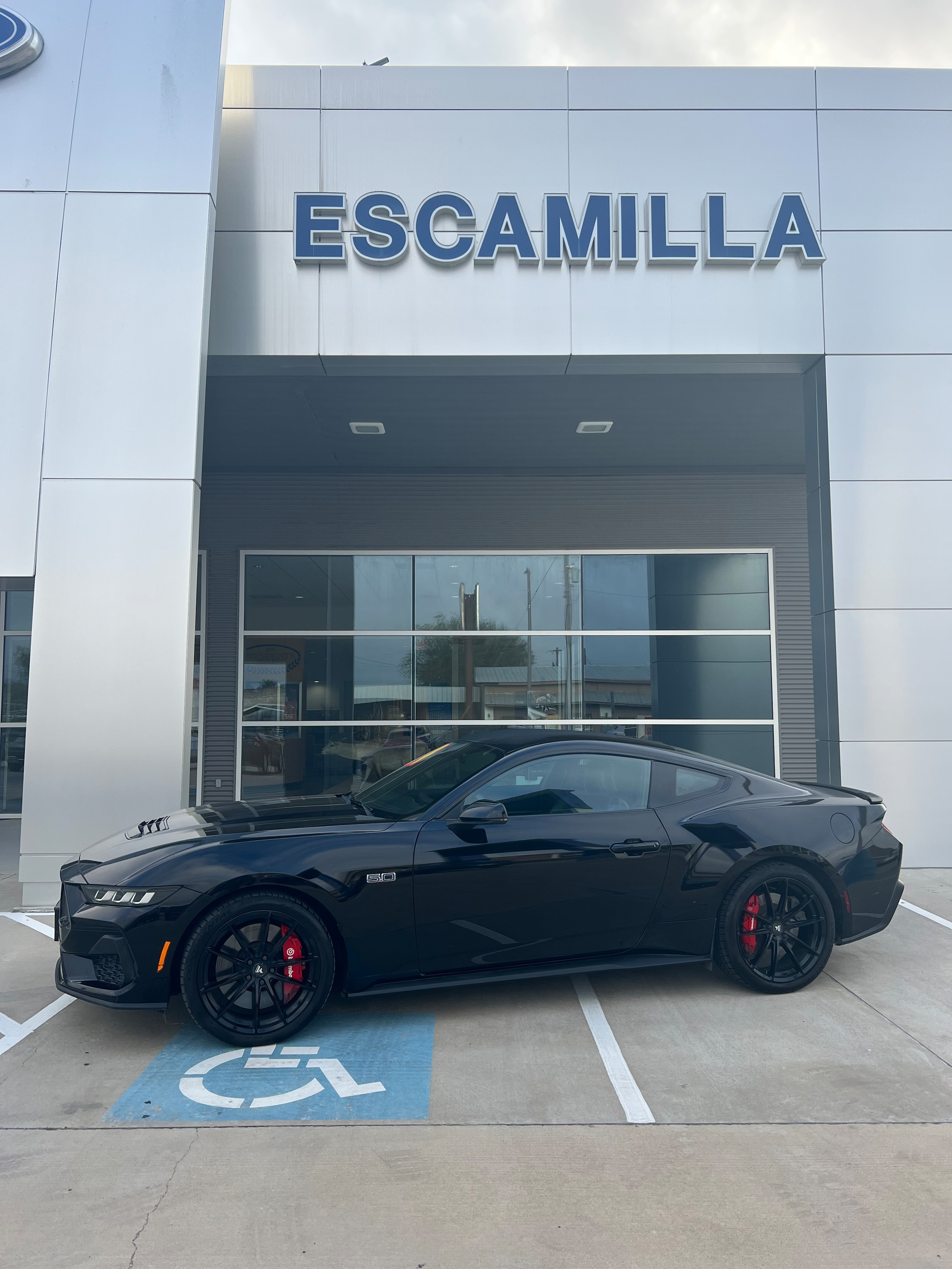 2024 Ford Mustang GT Premium's photo