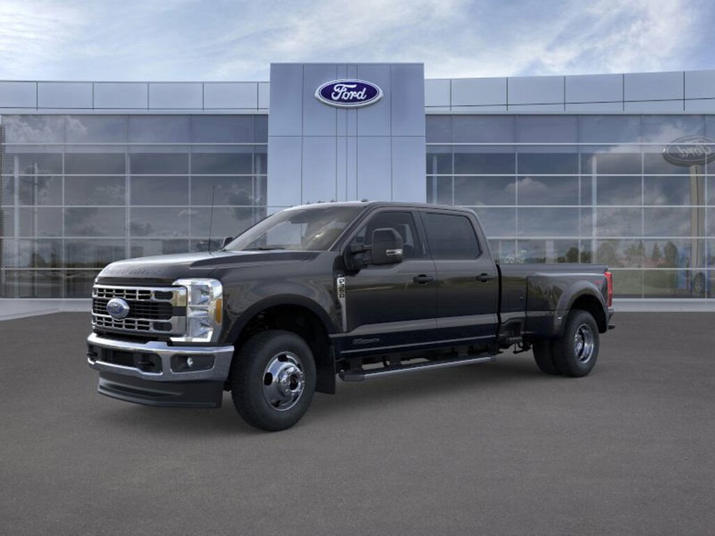 New 2025 Ford Super Duty F-350 XLT TRUCK