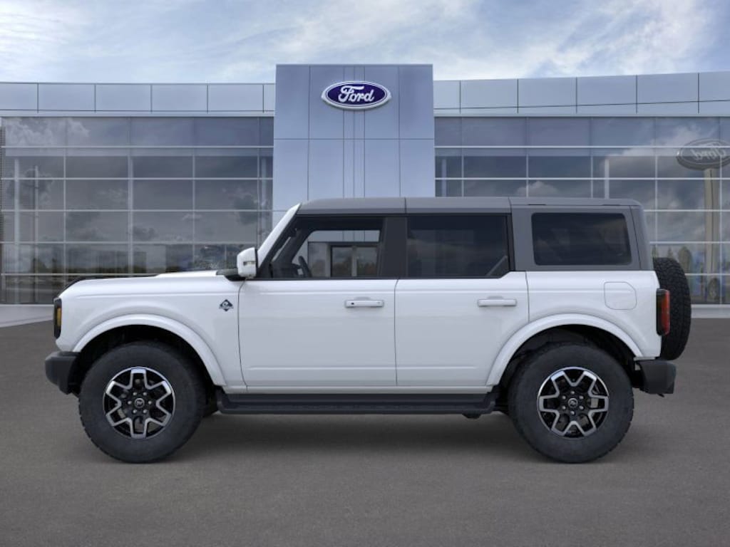 New 2025 Ford Bronco Outer Banks SUV