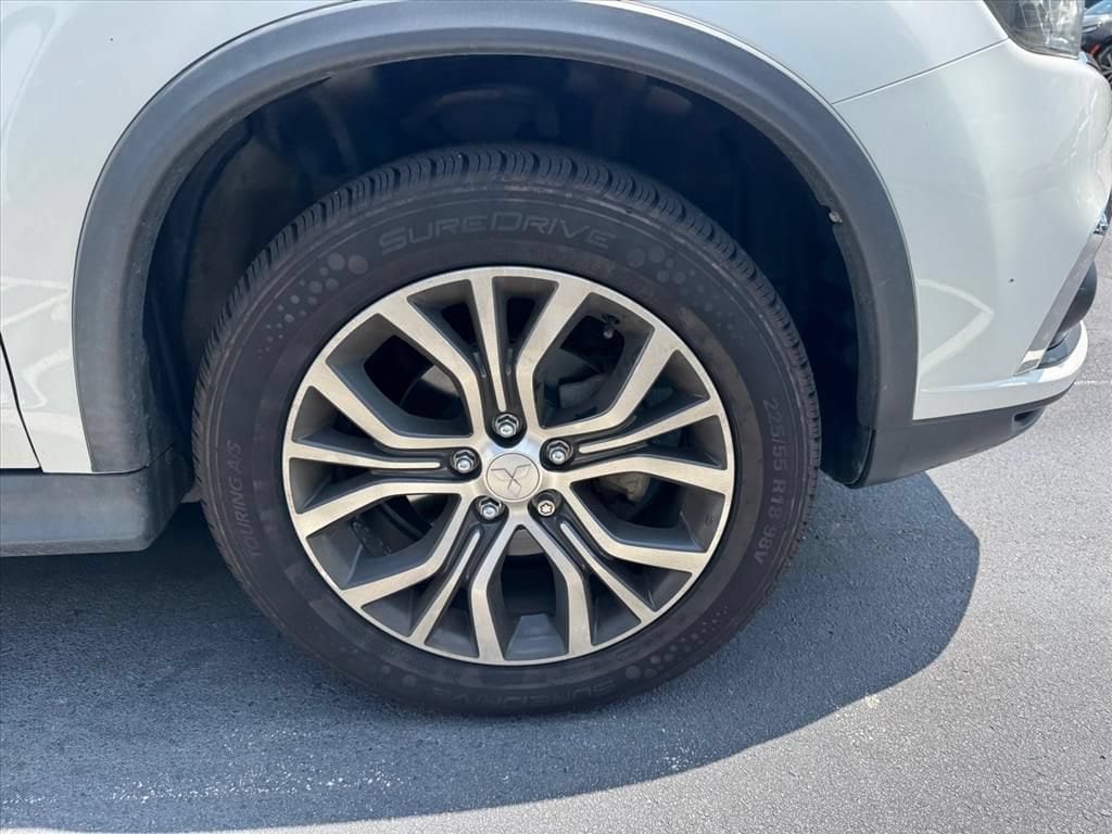 Used 2018 Mitsubishi Outlander Sport ES with VIN JA4AR3AU5JU023615 for sale in Easley, SC